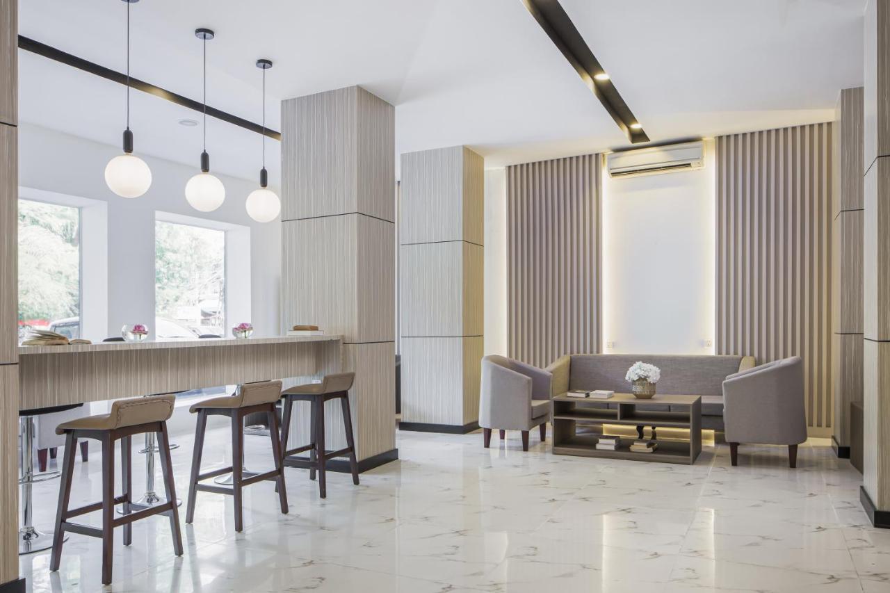 Altos Hotel Phnom Penh Luaran gambar