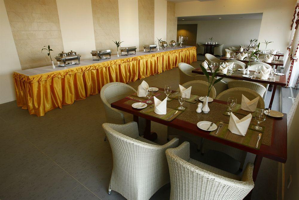 Altos Hotel Phnom Penh Luaran gambar