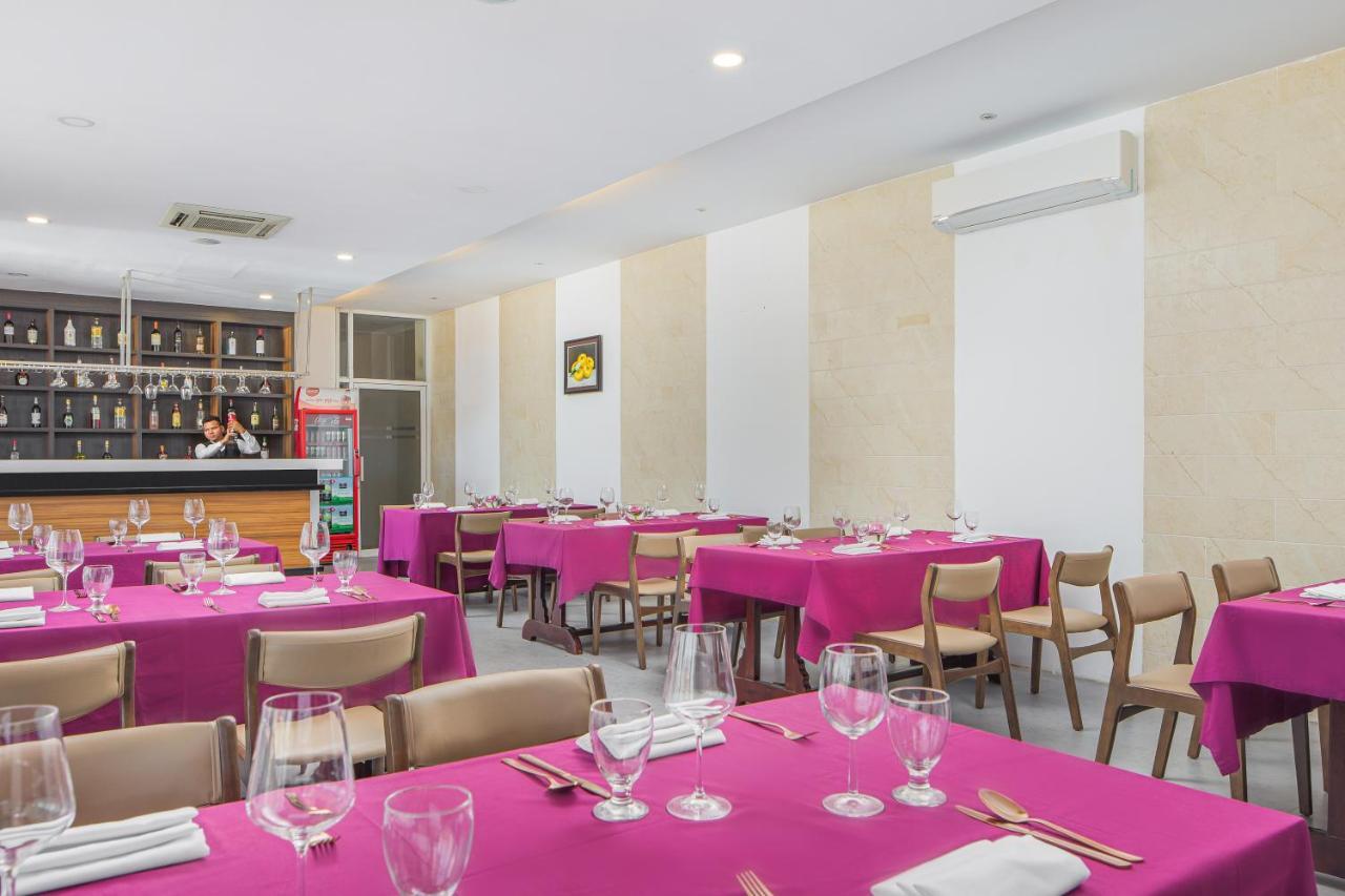 Altos Hotel Phnom Penh Luaran gambar